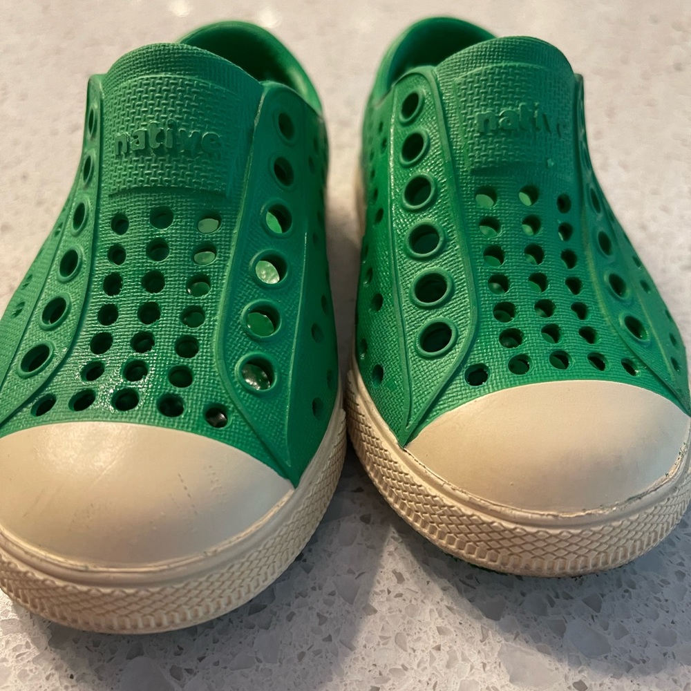 Green Native Jefferson slip ons 4c